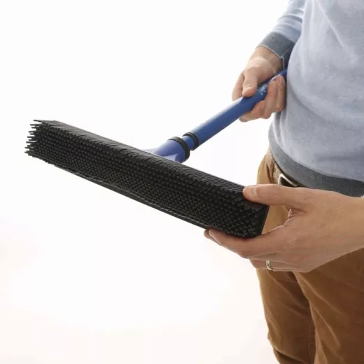 Nettoyage usages specifiques - balai de coiffeur