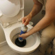 Déboucheur à pompe manuel pour éviers et toilettes