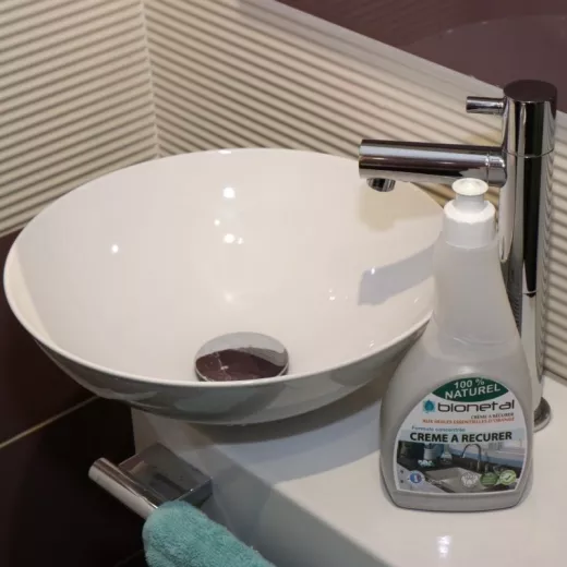 Crème à récurer écologique pour toutes surfaces Crème à récurer écologique pour toutes surfaces