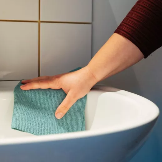 Lavette microfibre pour sanitaires et salle de bains