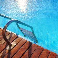 Comment entretenir sa piscine sans produit chimique ? Comment entretenir sa piscine sans produit chimique ?