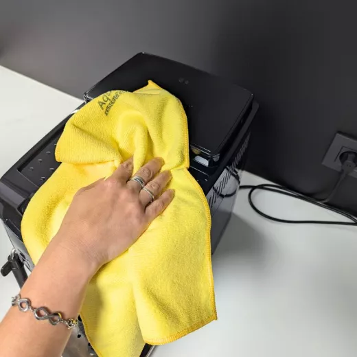 Chiffon en microfibre 100% recyclée multi-usage et recyclable Chiffon en microfibre 100% recyclée multi-usage et recyclable