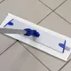 Mop grattant en microfibres idéal pour nettoyer tous les sols