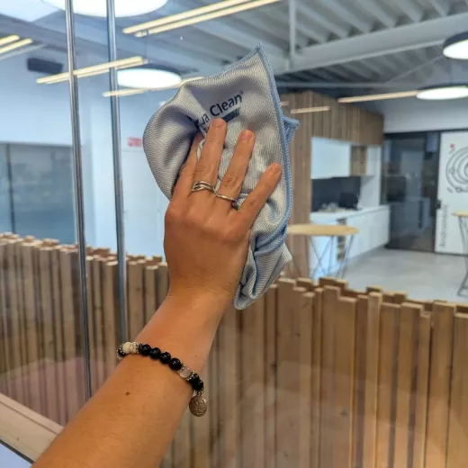 Microfibre double face pour vitres Aqua Clean Concept Microfibre double face pour vitres Aqua Clean Concept