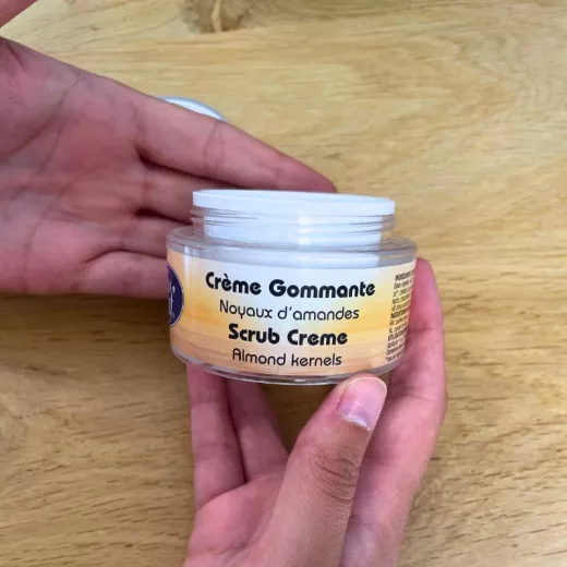 Crème gommante de Bio neuf