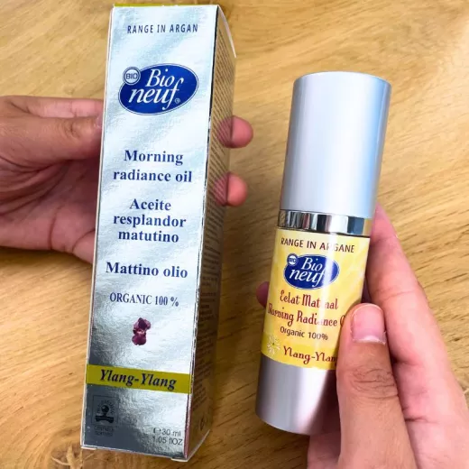 Huile sèche visage Eclat matinal à l’Ylang Ylang de Bio neuf Huile sèche visage Eclat matinal à l’Ylang Ylang de Bio neuf
