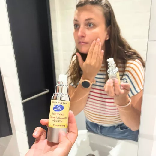 Huile sèche visage Eclat matinal à l’Ylang Ylang de Bio neuf Huile sèche visage Eclat matinal à l’Ylang Ylang de Bio neuf