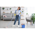 Maux de dos et ménage : les solutions pour nettoyer vos sols sans vous pencher