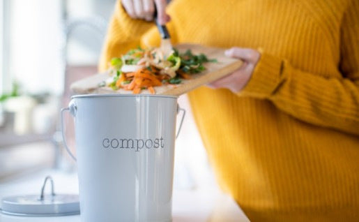 Quels sont les avantages de placer une poubelle à compost dans votre cuisine ?