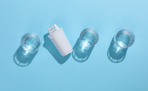 Pollution de l’eau par les PFAS : comment se protéger en filtrant l’eau ?