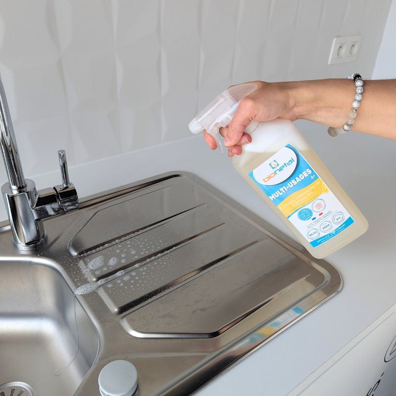 Produit de nettoyage multi-usage naturel pour la maison et l’extérieur
