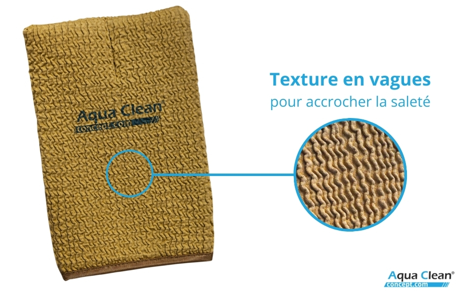 La texture en vagues de la microfibre permet de capter la saleté plus facilement.