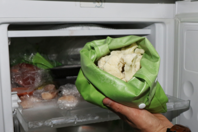 Sac de congélation réutilisable dans un congélateur